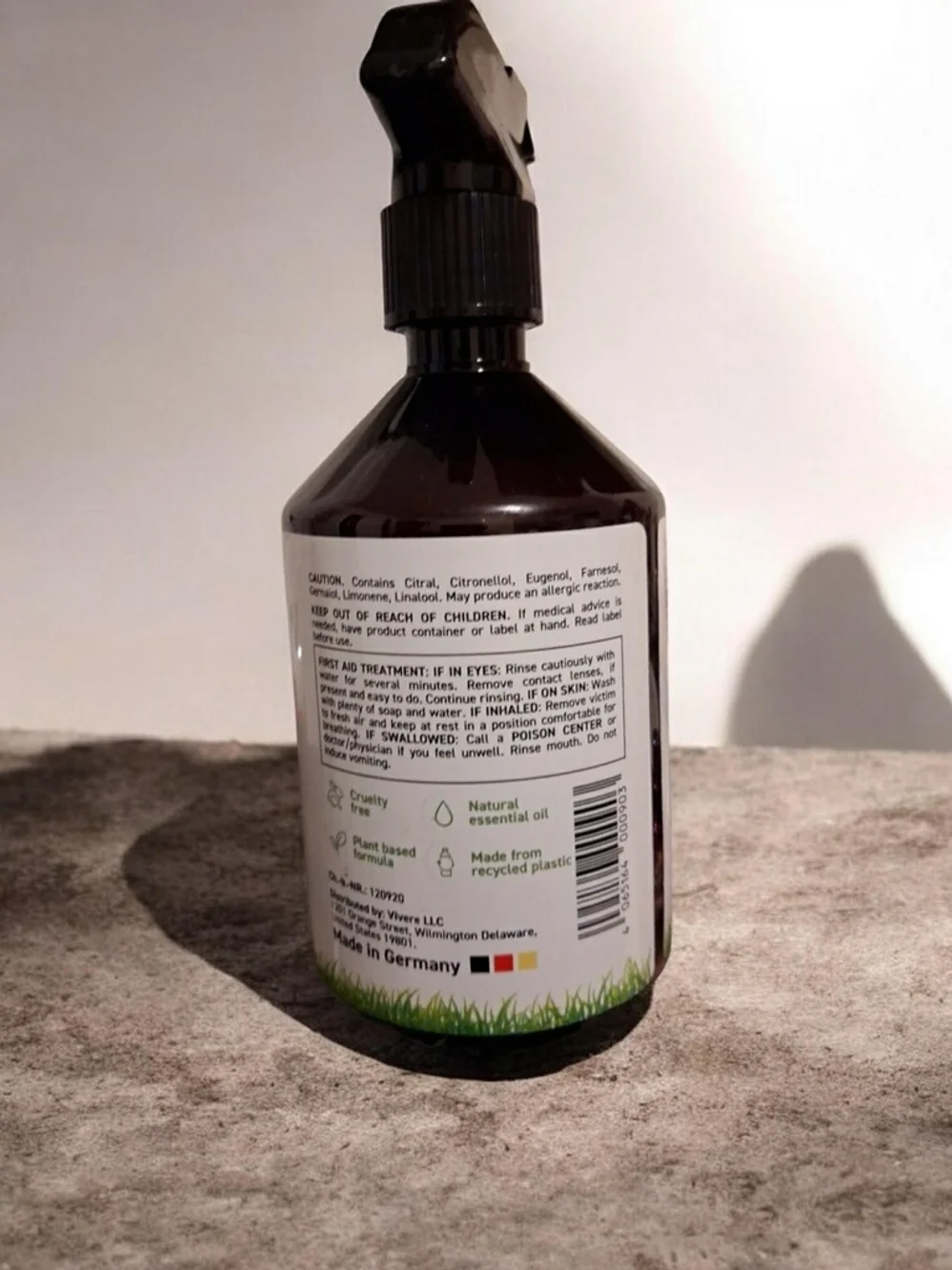 Black Flying Insect Repellent Spray